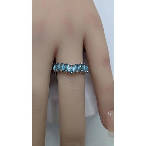 Silver Tone Ring with Blue Rectangular Stones Size 7 - Picture 4 of 9